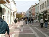 040-Pestera-town